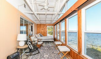 18 S Beach St, Sebago, ME 04029