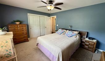 32 Albe Dr, Bennington, VT 05201
