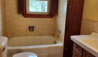 85 St. Laurent St, Epping, NH 03042