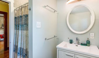 1019 Harding Ave, Ames, IA 50010