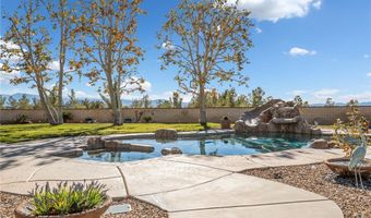 16878 Shirwaun Rd, Apple Valley, CA 92307