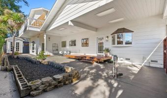 320 Cliff Dr, Aptos, CA 95003