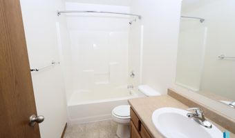 503 David Ave, Baltic, SD 57003