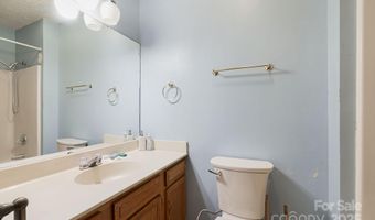 30 Brentwood Dr, Asheville, NC 28806