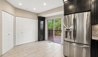 9803 TIFFANY HILL Ct #63, Bethesda, MD 20814