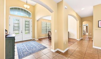 2651 CEDAR CREST Dr, Apopka, FL 32712