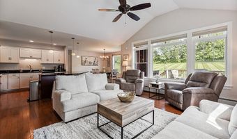 9 Fieldstone Dr, Augusta, ME 04330