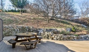22 Dock Rd, Norwalk, CT 06854