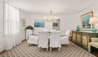 34 Bull St, Newport, RI 02840