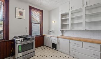 403 N Locust St, Adrian, MI 49221