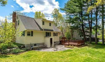 34 Oakhill Ave, Attleboro, MA 02703