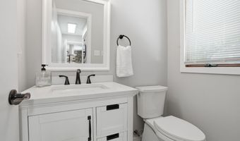 507 Phar Lap Ln, Bahama, NC 27503