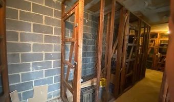 412 N ARMISTEAD St 101, Alexandria, VA 22312