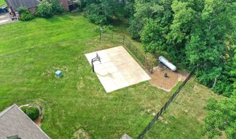 5695 N London Rd, Fairland, IN 46126