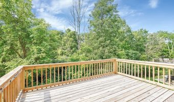 76 Westfield Pl, Athens, OH 45701