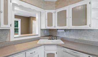 8531 General Grant Ln, Affton, MO 63123