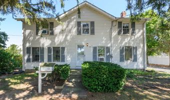 315 Leonardville Rd, Belford, NJ 07718