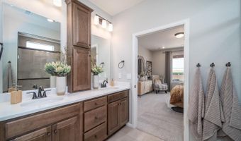 21845 E 51st Dr, Aurora, CO 80019