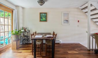 89 N Champlain St L, Burlington, VT 05401