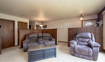 874 Hillandale Dr, Antioch, IL 60002
