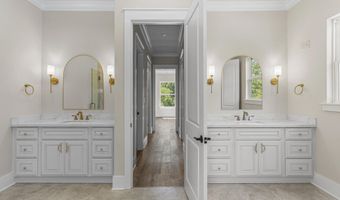 100 Blue Ridge Ct, Bay St. Louis, MS 39520