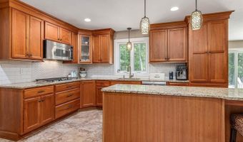 45 Eleanors Way, Brentwood, NH 03833