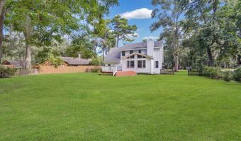 24 Chesterfield Lake Dr, Beaufort, SC 29906