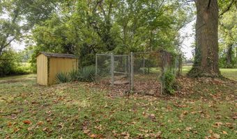 308 S Rinker Ave, Aurora, MO 65605