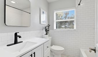 2305 BUCKMINSTER Cir, Orlando, FL 32803