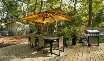 3177 Sunnywood Dr, Ann Arbor, MI 48103