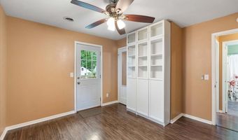 1934 Schlimgen Ave, Madison, WI 53704