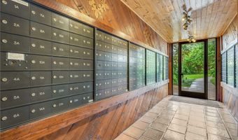 98-410 Koauka Loop 4F, Aiea, HI 96701