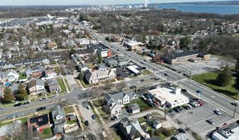 8 COMMONWEALTH Ave, Claymont, DE 19703