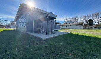 1016 8th St, Britton, SD 57430