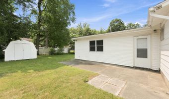 1203 Superior Dr, Auburn, IN 46706