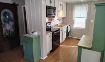 496 Finson Rd, Bangor, ME 04401