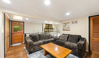 505 Cedar Ave, East Greenwich, RI 02818