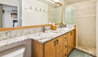 1036 Mokulua Dr, Kailua, HI 96734