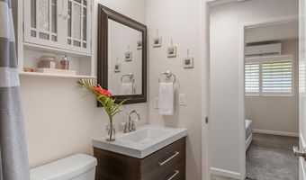 140 UWAPO Rd 58-204, Kihei, HI 96753