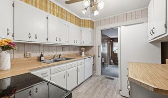 201 Sterling St, Asheboro, NC 27203