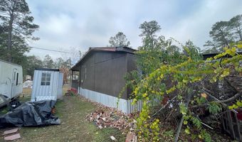 96 Canal St, Baxley, GA 31513