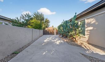 733 E FIELDSTONE Pl, Chandler, AZ 85249