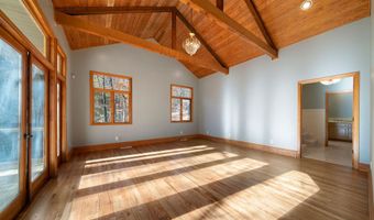 3289 Floyd Springs Rd NE, Armuchee, GA 30105