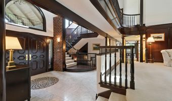 2705 Ridgetop Rd, Ames, IA 50014