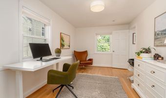 4903 EARLSTON Dr, Bethesda, MD 20816