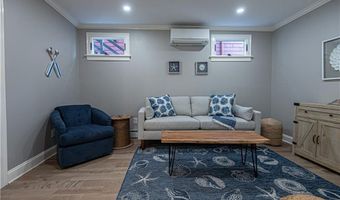 30 Prospect Hl 1, Newport, RI 02840