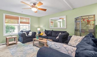 16 Breakneck Rd, Hudson, NH 03051