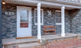 625 N 9th St, Arkansas City, KS 67005