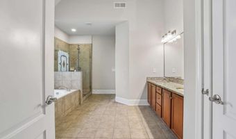 12516 Darvish Ln, Alpharetta, GA 30005