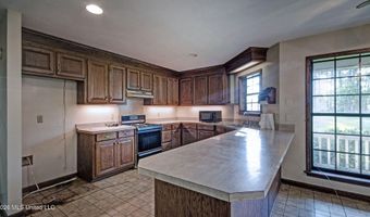 331 Lake Harbor Rd, Brandon, MS 39047